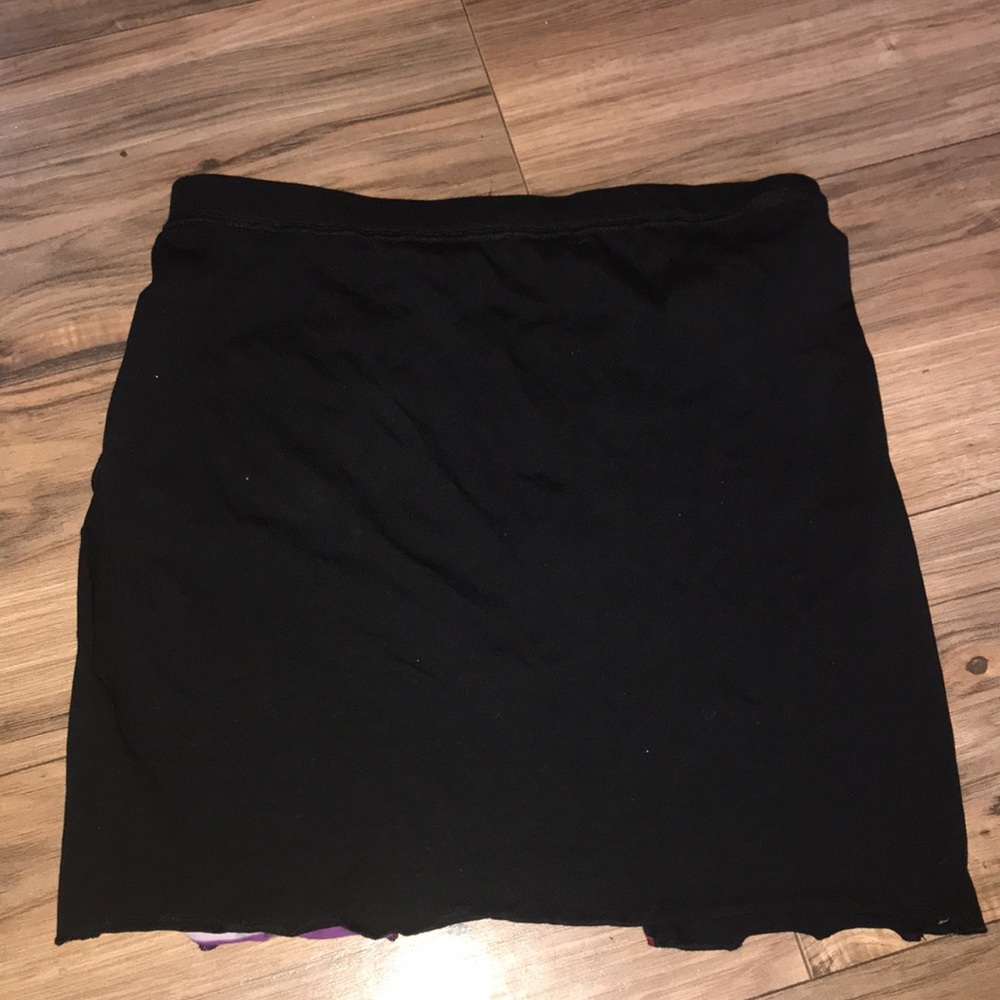 Shein patches black and colorful mini skirt - Picture 7 of 7